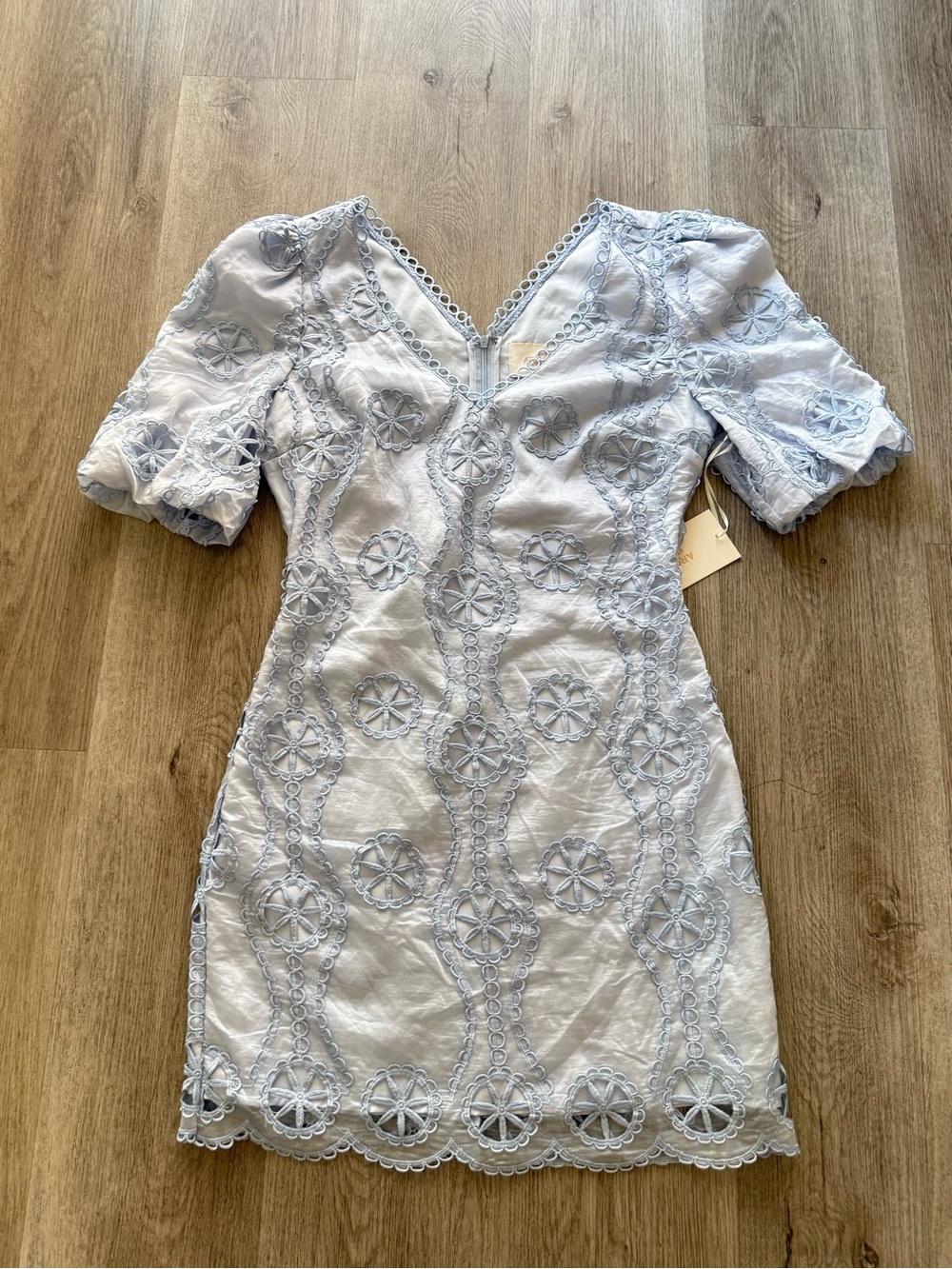 Arose studio meilani blue ebroidered v-neck lace mini dress size small NEW